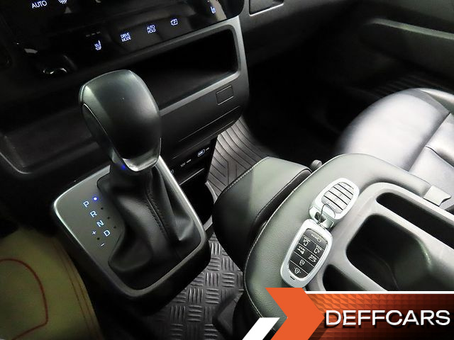 Hyundai STARIA Tourer 11-Seater Modern купить на сайте DeffCars