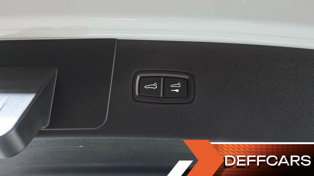 Porsche CAYENNE 3.0 PLATINUM EDITION купить на сайте DeffCars