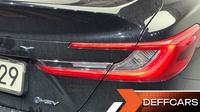 Toyota CAMRY 2.5 XLE Hybrid купить на сайте DeffCars