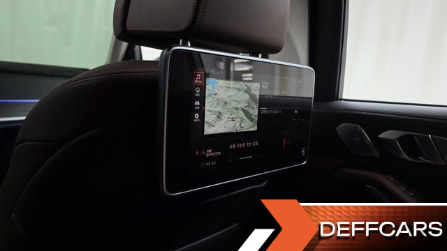 BMW X7 xDrive 40i Design Pure Excellence 7-Seater купить на сайте DeffCars