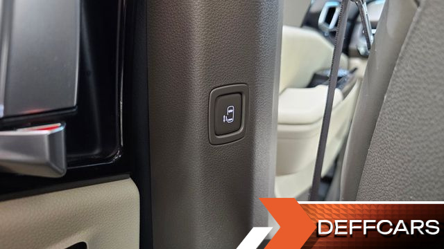 Kia CARNIVAL 9-Seater Noblesse купить на сайте DeffCars