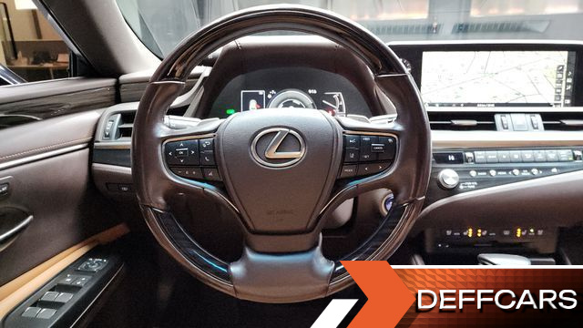 Lexus ES Luxury Plus купить на сайте DeffCars