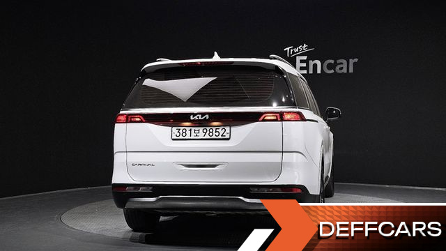 Kia CARNIVAL 9-Seater Noblesse купить на сайте DeffCars