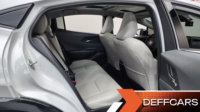 Toyota PRIUS 2.0 XLE купить на сайте DeffCars