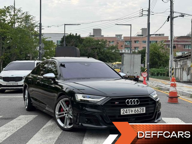 Audi S8 4.0 TFSI Quattro LWB купить на сайте DeffCars