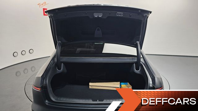 Hyundai GRANDEUR 2,5 Gasoline 2WD Premium купить на сайте DeffCars