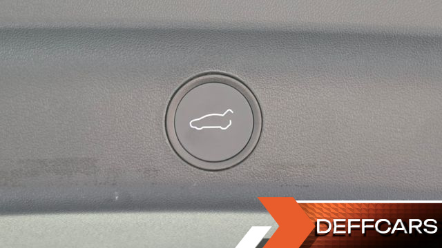 Tesla MODEL Y RWD купить на сайте DeffCars