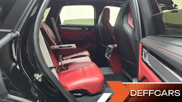 Porsche CAYENNE 3.0 PLATINUM EDITION купить на сайте DeffCars