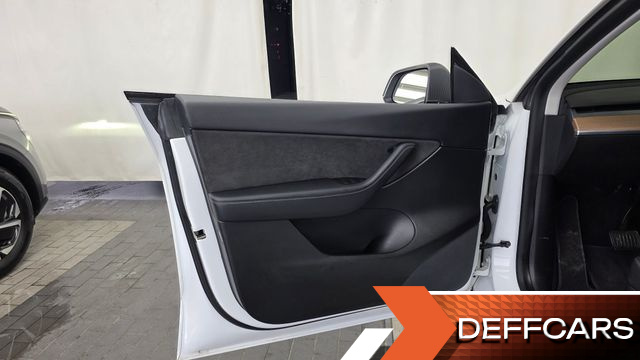 Tesla MODEL Y Long Range AWD купить на сайте DeffCars