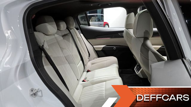 Maserati GRECALE 2.0 AWD Modena купить на сайте DeffCars