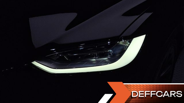 Tesla MODEL X Plaid купить на сайте DeffCars