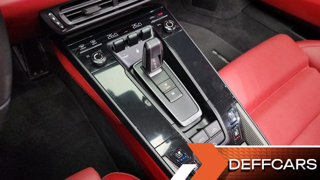 Porsche 911 Carrera 4 GTS Cabriolet купить на сайте DeffCars