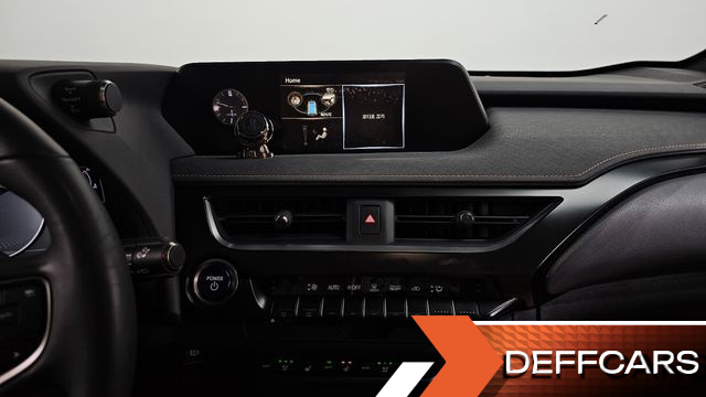Lexus UX 2.0 2WD купить на сайте DeffCars