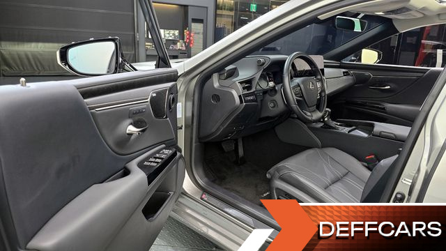 Lexus ES Executive купить на сайте DeffCars