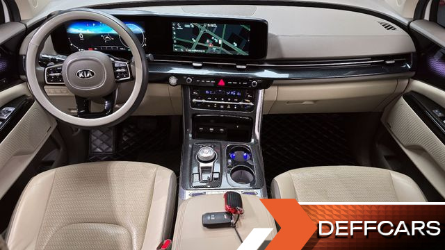 Kia CARNIVAL 7-Seater Hi-Limousine Signature купить на сайте DeffCars