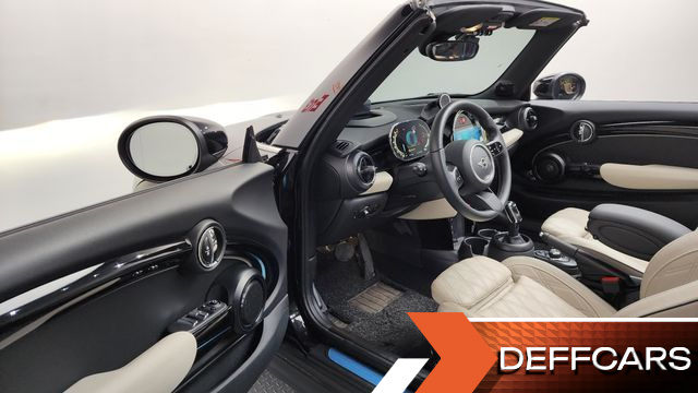 Mini COOPER CONVERTIBLE Classic Third Generation купить на сайте DeffCars
