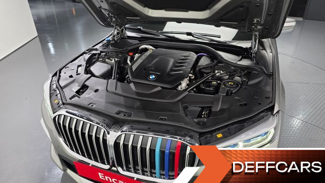 BMW 7-SERIES 730d xDrive M Sport купить на сайте DeffCars