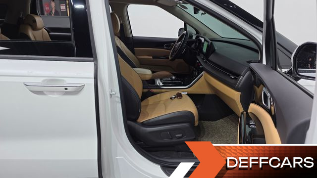 Kia CARNIVAL 9-Seater Noblesse купить на сайте DeffCars