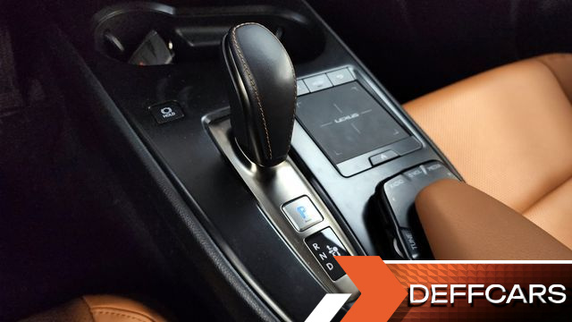 Lexus UX 2WD купить на сайте DeffCars