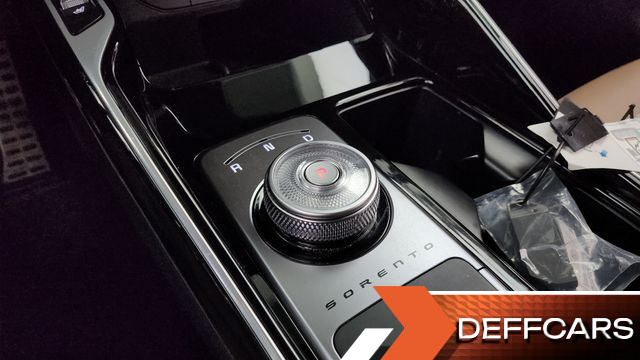 Kia SORENTO HEV 1.6 2WD Signature купить на сайте DeffCars