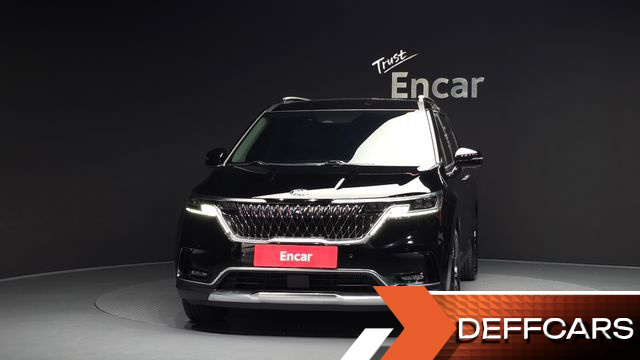 Kia CARNIVAL 9-Seater Signature купить на сайте DeffCars