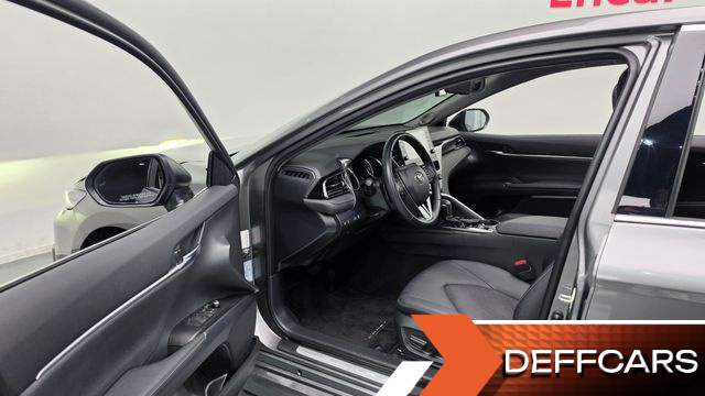 Toyota CAMRY 2.5 XSE Hybrid купить на сайте DeffCars