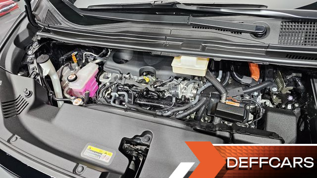 Toyota ALPHARD 2.5 HEV Executive AWD купить на сайте DeffCars