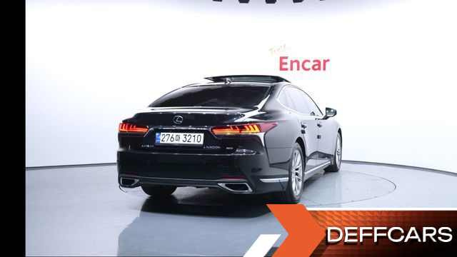 Lexus LS 3.5 Luxury AWD купить на сайте DeffCars