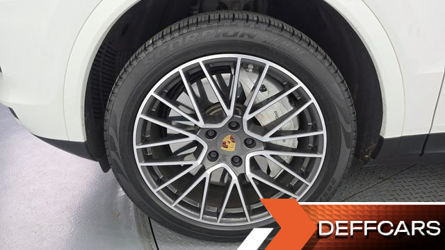 Porsche CAYENNE 3.0 купить на сайте DeffCars