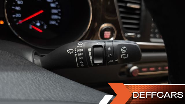 Kia CARNIVAL Gasoline 9-Seater Noblesse Special купить на сайте DeffCars