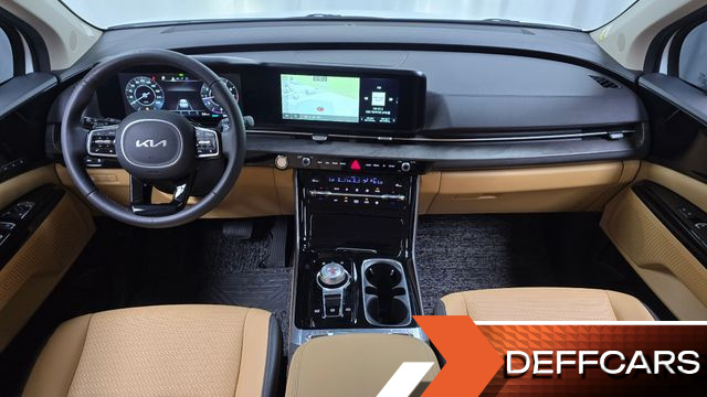Kia CARNIVAL Gasoline 9-Seater Signature купить на сайте DeffCars
