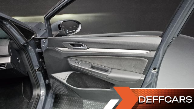 Volkswagen GOLF 2.0 TDI Prestige купить на сайте DeffCars