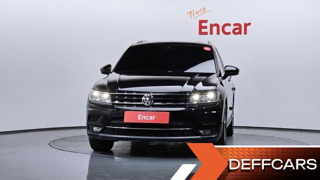 Volkswagen TIGUAN 2.0 TDI Premium купить на сайте DeffCars