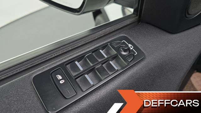 Land Rover DISCOVERY SPORT 2.0 TD4 SE купить на сайте DeffCars