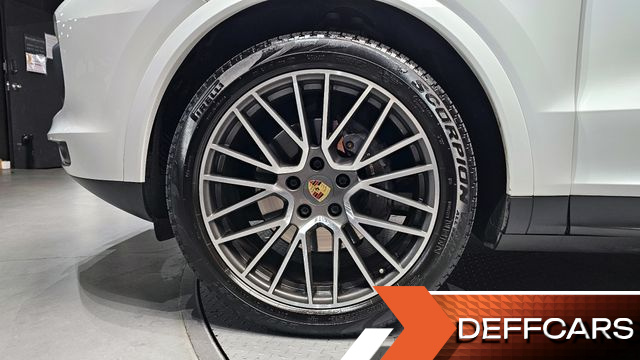 Porsche CAYENNE 3.0 E-Hybrid купить на сайте DeffCars