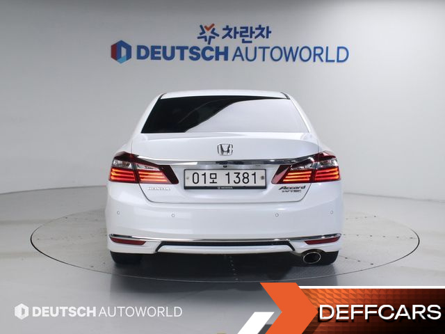 Honda ACCORD 2.4 9th купить на сайте DeffCars
