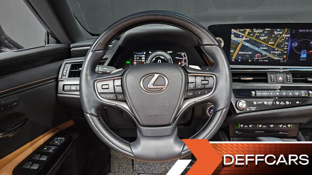 Lexus ES Luxury Plus купить на сайте DeffCars