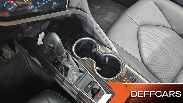 Toyota CAMRY 2.5 купить на сайте DeffCars