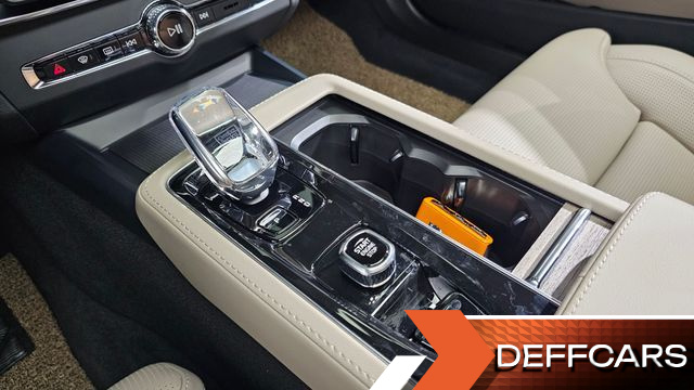 Volvo S90 B5 Ultra Bright купить на сайте DeffCars