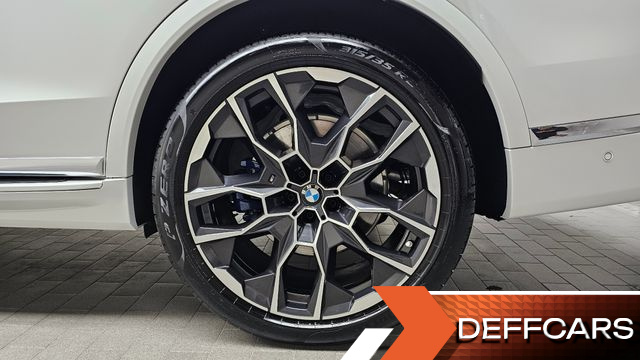 BMW X7 xDrive 40i M Sport 6STR купить на сайте DeffCars