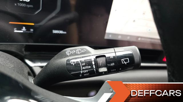 Kia CARNIVAL 9-Seater Noblesse купить на сайте DeffCars