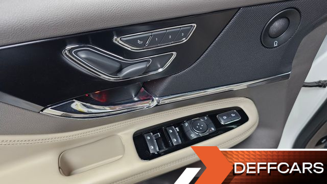 Lincoln CORSAIR 2.0 Reserve AWD купить на сайте DeffCars