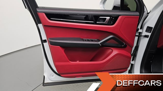 Porsche CAYENNE 3.0 купить на сайте DeffCars