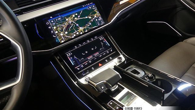 Audi A8 55 TFSI Quattro Premium LWB купить на сайте DeffCars
