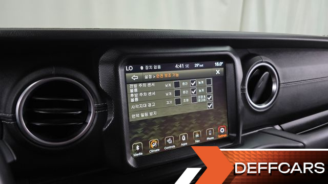 Jeep WRANGLER 2.0 Overland 4Door купить на сайте DeffCars