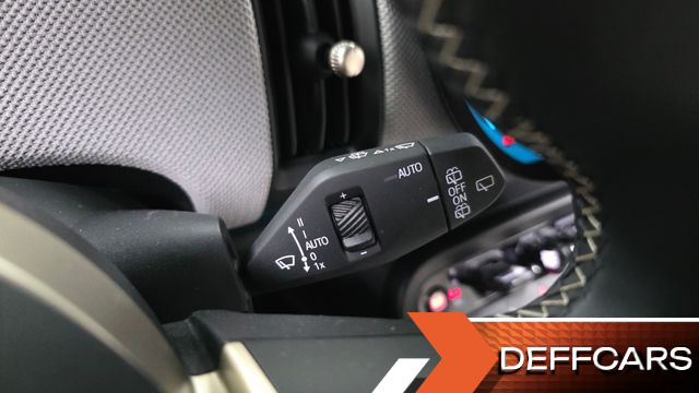 Mini COOPER 5 Door Favoured купить на сайте DeffCars
