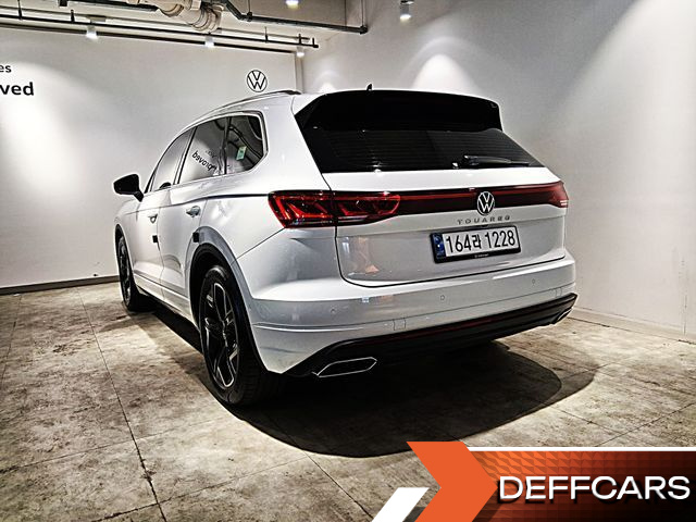 Volkswagen TOUAREG 3.0 TDI Prestige купить на сайте DeffCars