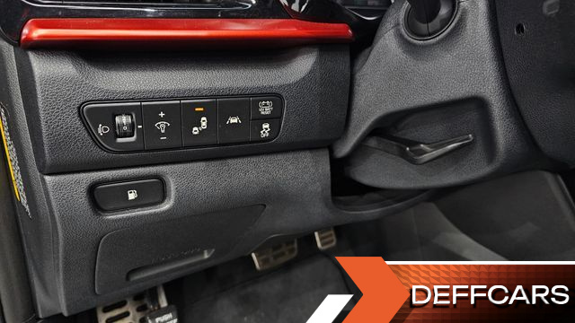 Kia NIRO 1.6 HEV Noblesse купить на сайте DeffCars