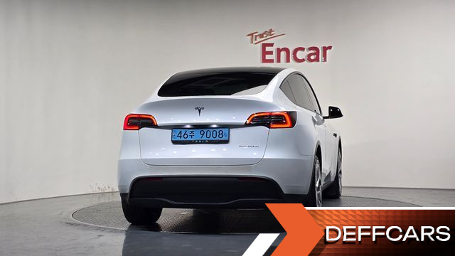 Tesla MODEL Y Long Range AWD купить на сайте DeffCars