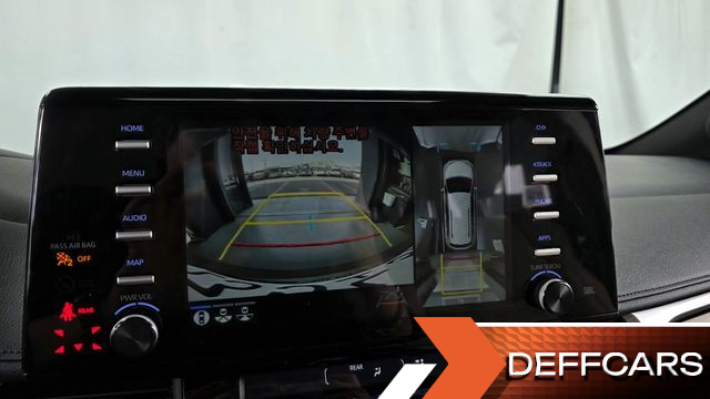 Toyota SIENNA 2.5 Hybrid 2WD купить на сайте DeffCars